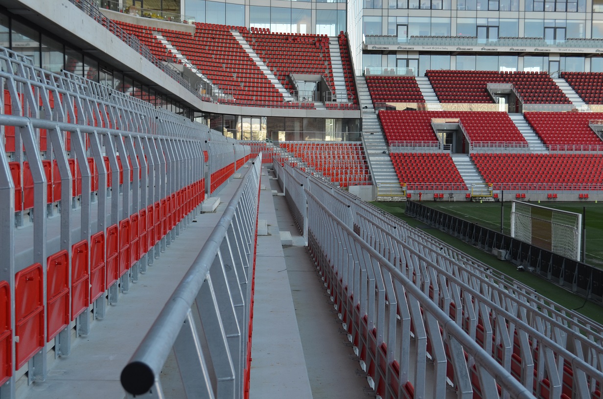 safe standing