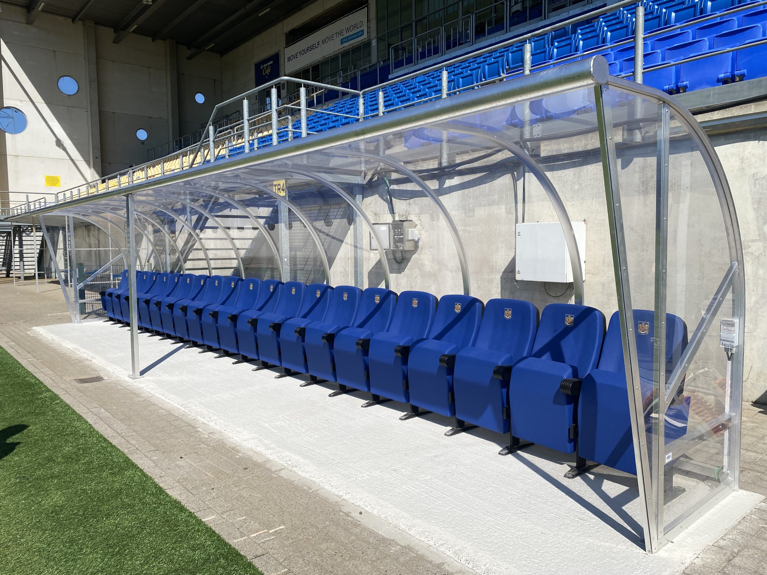 SK Beveren dug-out